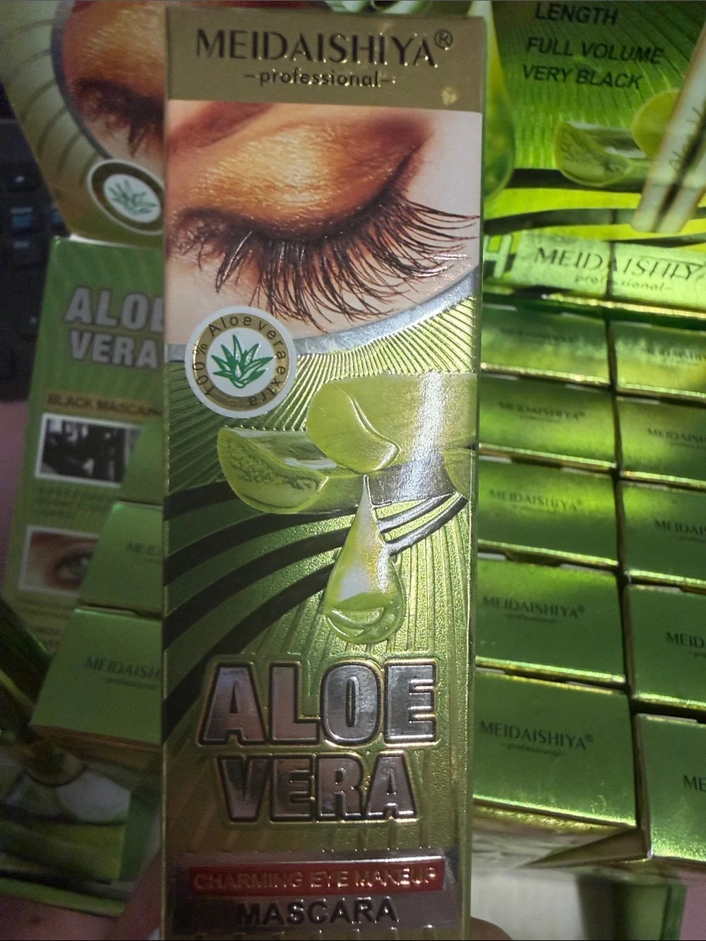 21 tubes of Meidaishiya Aloe Vera Black Mascara - Smooth Volume & Waterproof